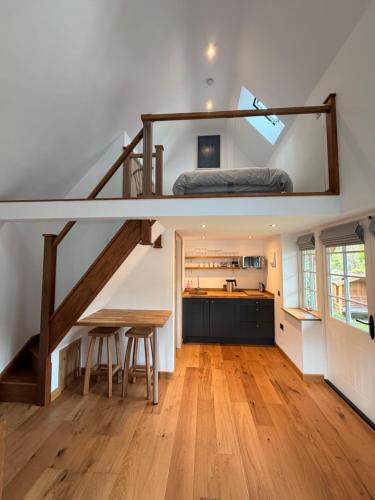 Repton Apartment | Ledsham Studio