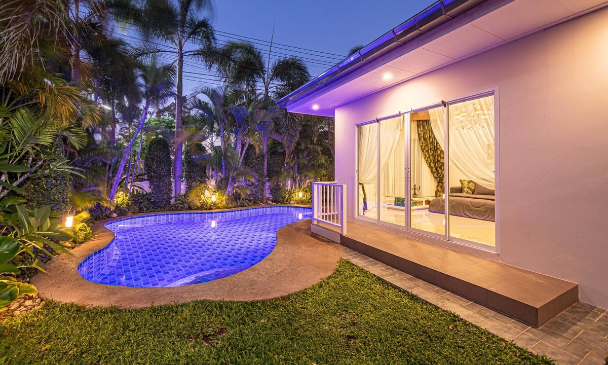 Bang Sare Villa | Leelawadee Pool Villa