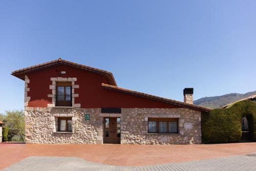 Ibarguren House | Legaire Etxea