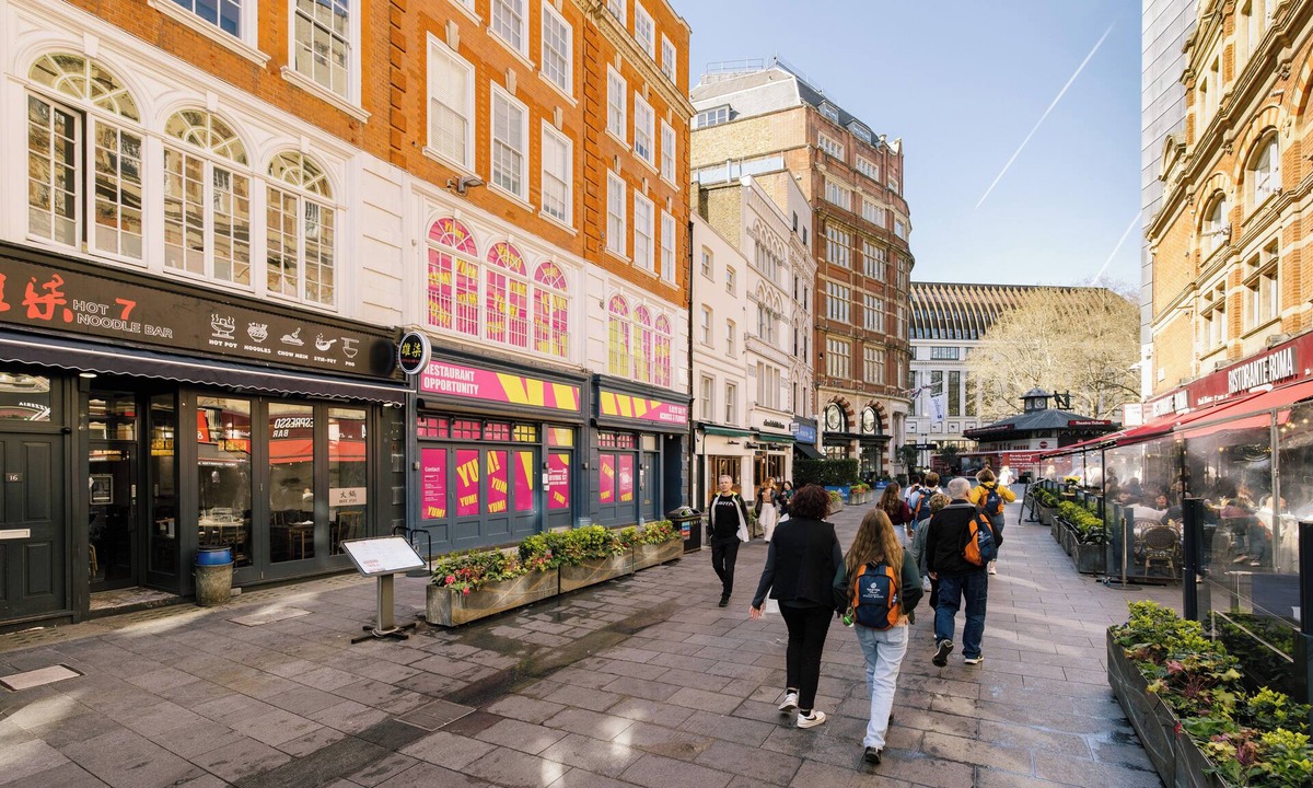 Soho Apartment | Leicester Square 3rd Floor Studio