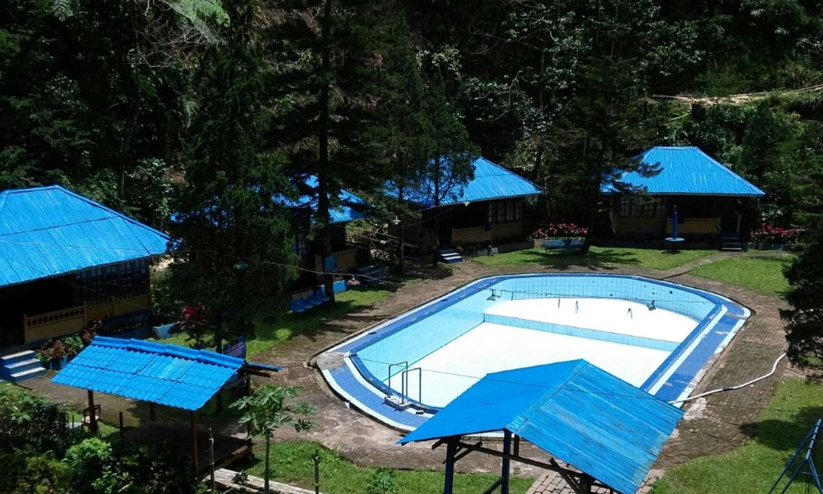Malino Hotel | Lembah Biru Lagoon