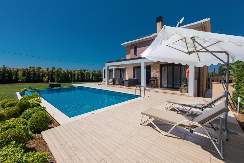 Kassandra Villa | Lemon House