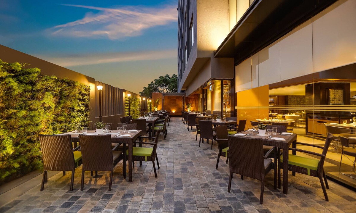Viman Nagar Hotel | Lemon Tree Hotel Viman Nagar Pune