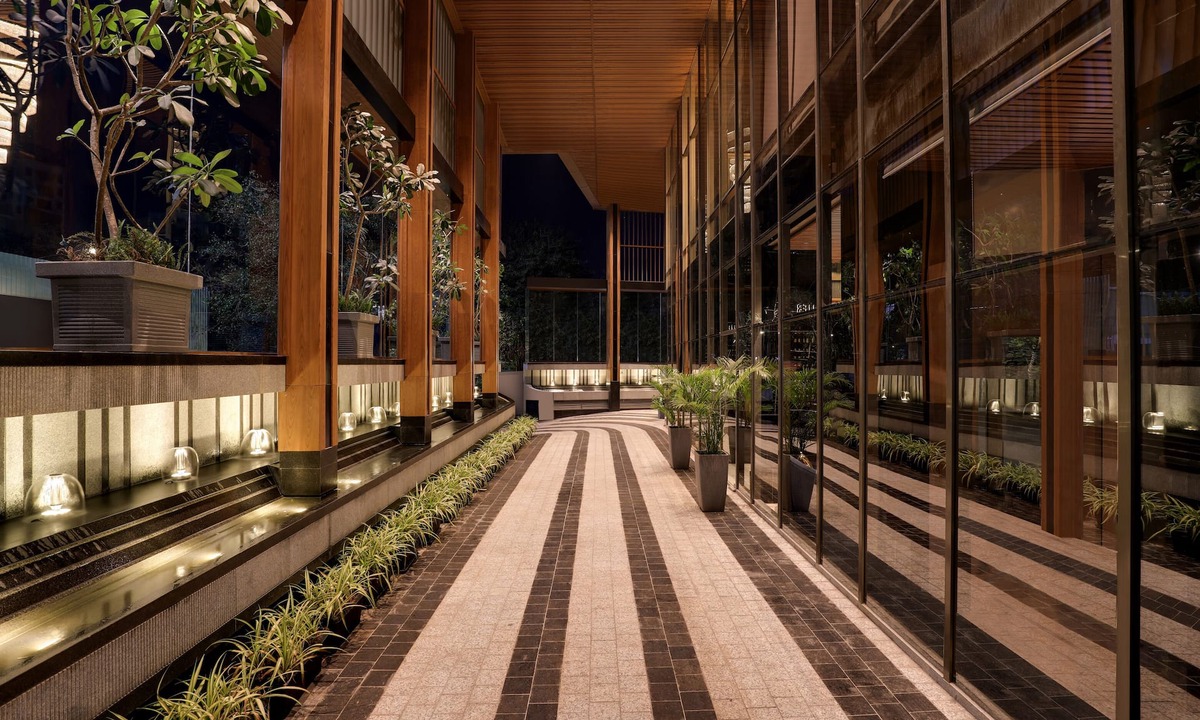 Malad West Hotel | Lemon Tree Premier Malad Mumbai