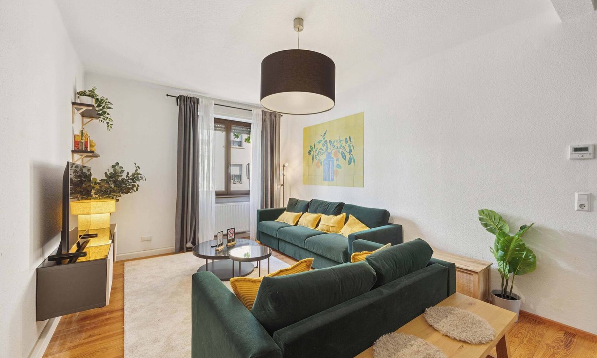Beiertheim Apartment | Lemon3 - Modern 2BR Apt by Karlsruhe Main Station