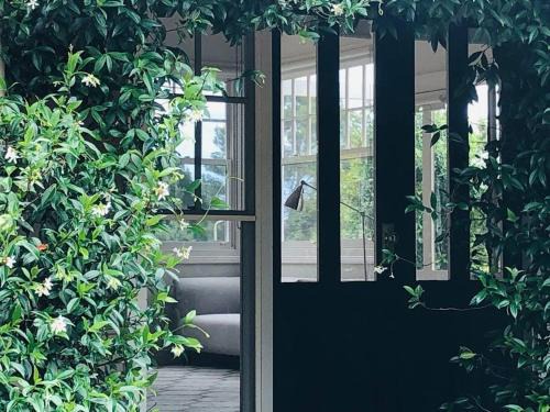 Armidale House | Lenore at Armidale