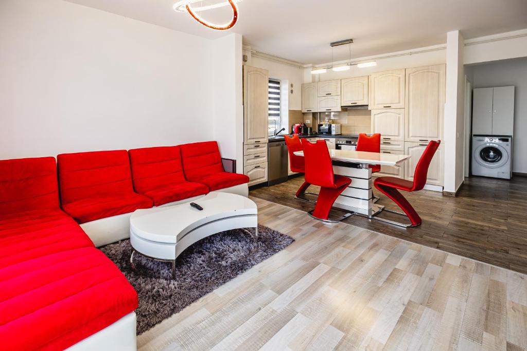Selimbar Apartment | Leon's home