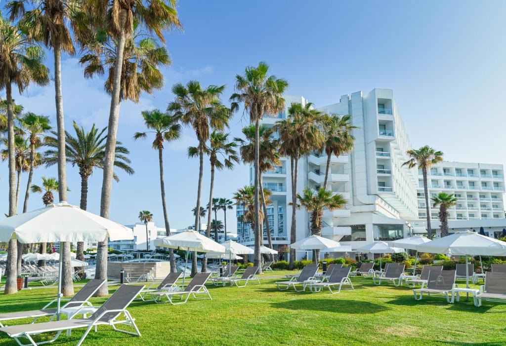 Paphos Hotel | Leonardo Plaza Cypria Maris Beach Hotel & Spa