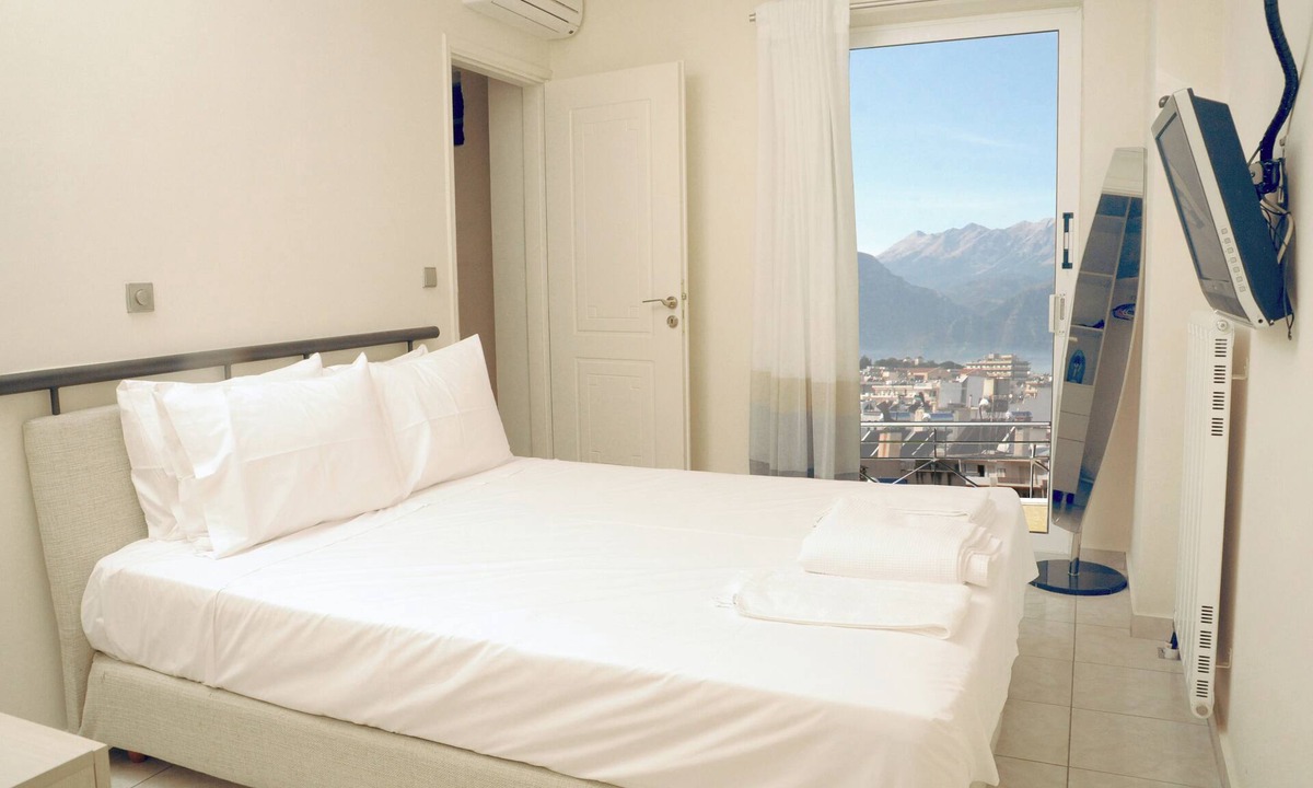 Sparta Apartment | Leonidas View