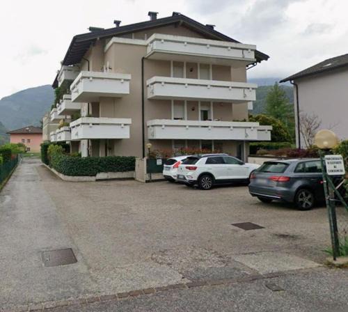 Cadine Apartment | LeRose