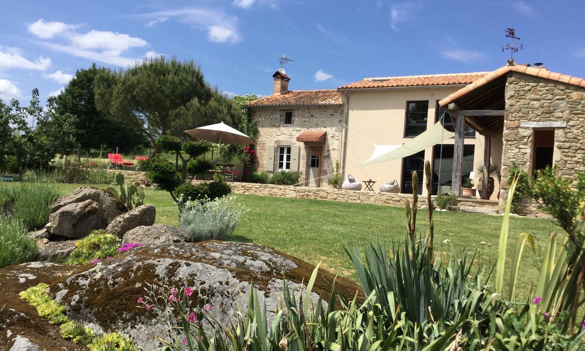 Adilly House | Les Épis du Vent