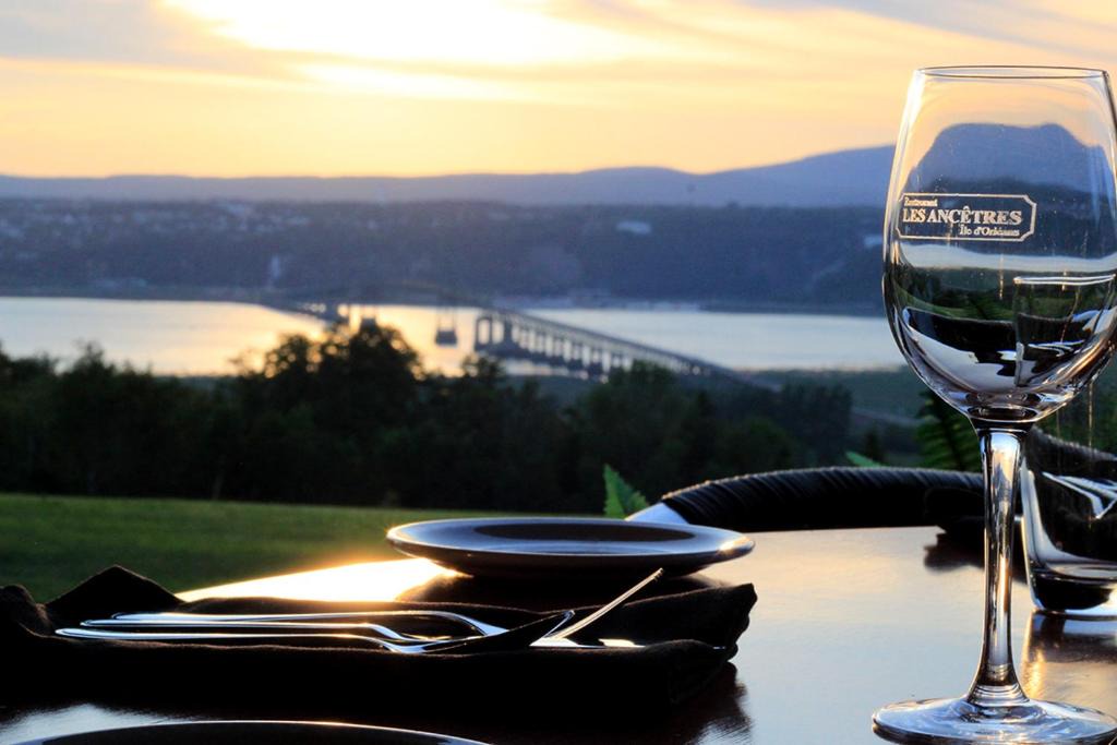 Saint-Pierre-de-l'lle-d'Orleans Hotel | Les Ancêtres Auberge & Restaurant