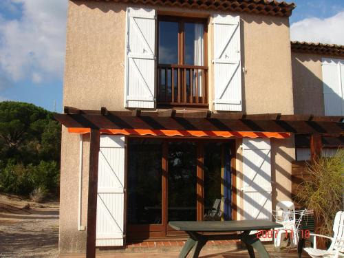 Sainte-Maxime House | Les Bastidons
