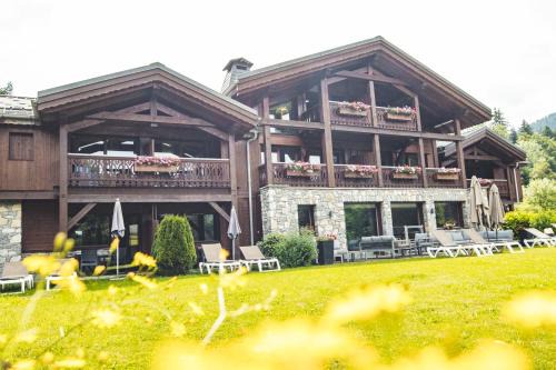 Les Gets Ski Chalet | Les Chalets d'Adelphine & SPA