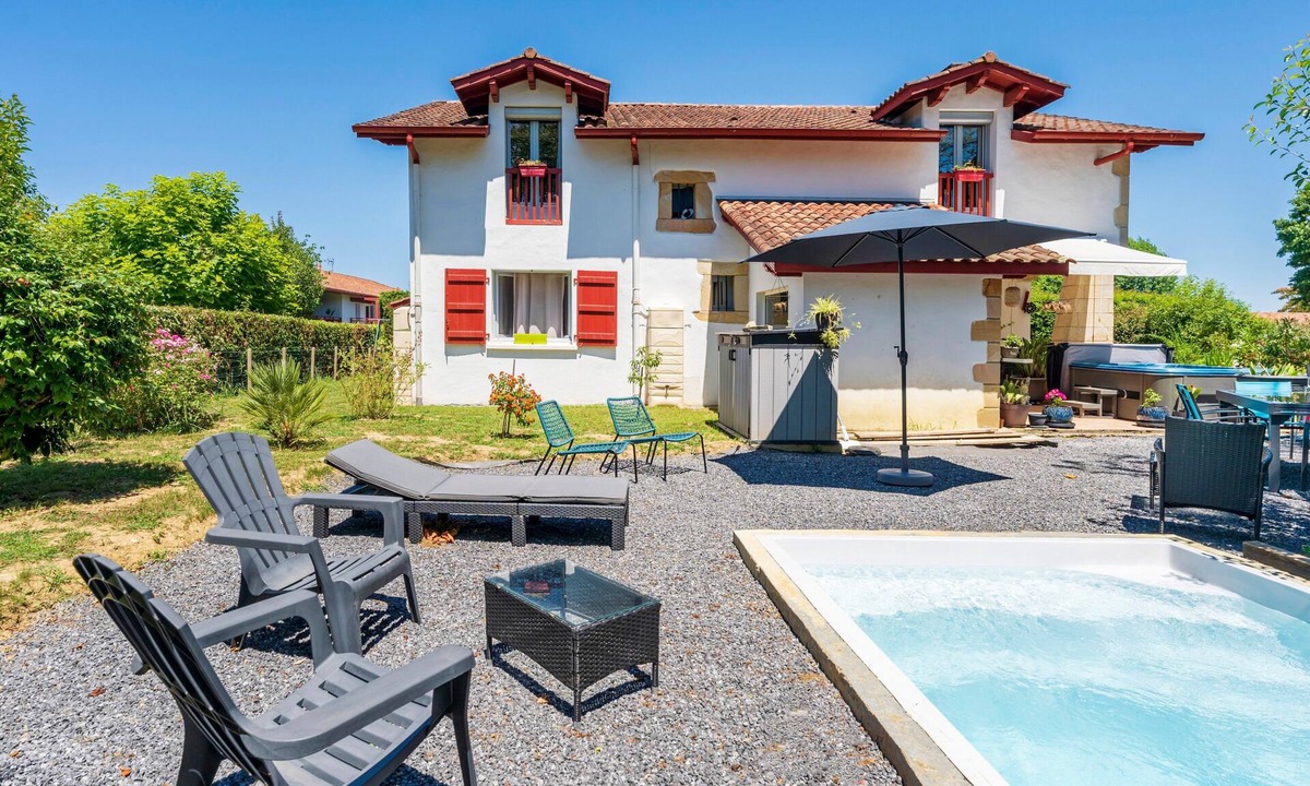 Ustaritz Bed & Breakfast | Les chambres d'arrauntz - ibaia