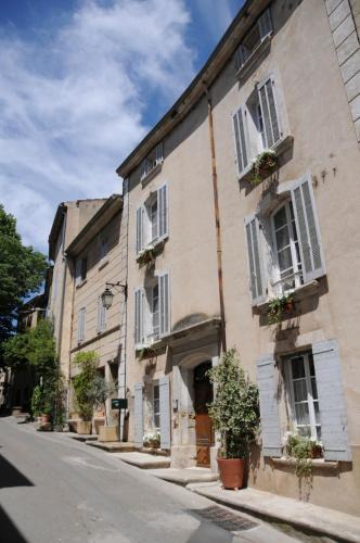 Cucuron House | Les Chambres De Charlotte