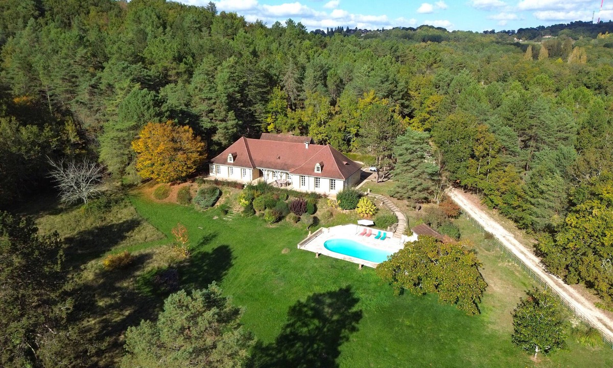 Saint-Chamassy House | LES COMBETTES - air-conditioned luxury house with heated pool and view*