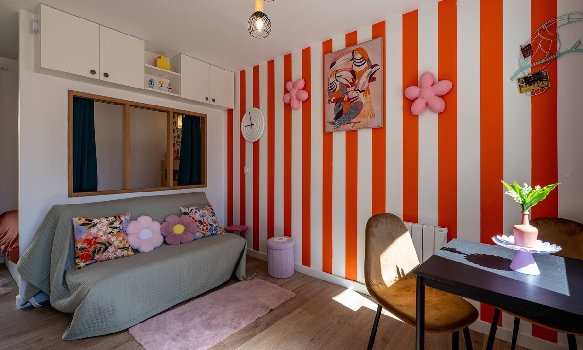 Belleme Apartment | Les Confettis - Studio coloré au coeur de Bellême
