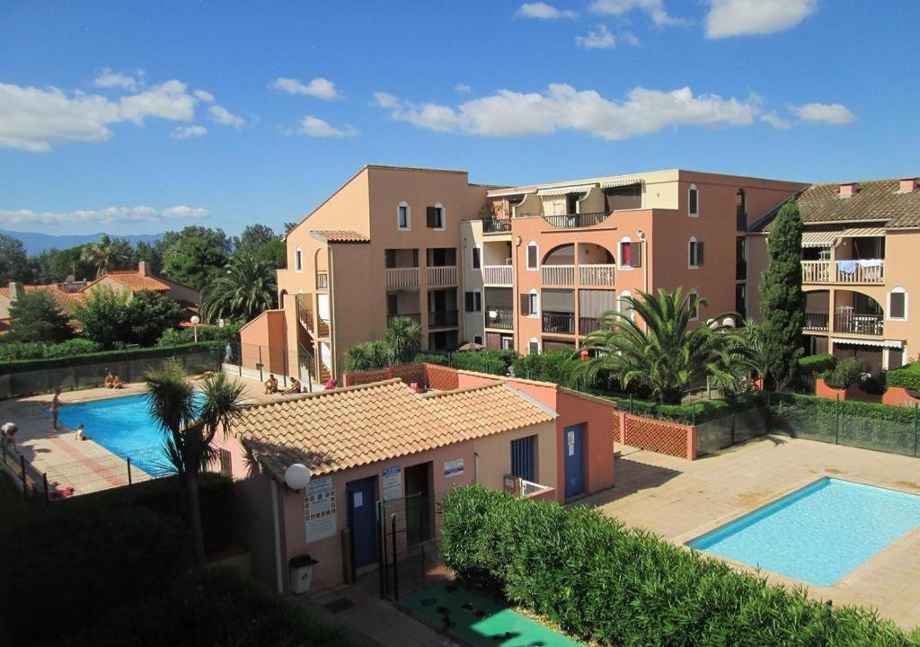 Les Arenes Apartment | LES CORAUX