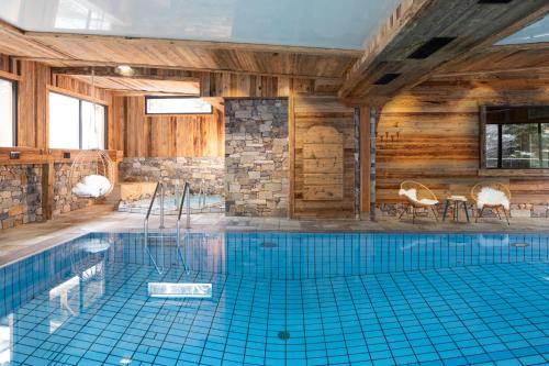 La Chapelle-d'Abondance Hotel | Les Cornettes