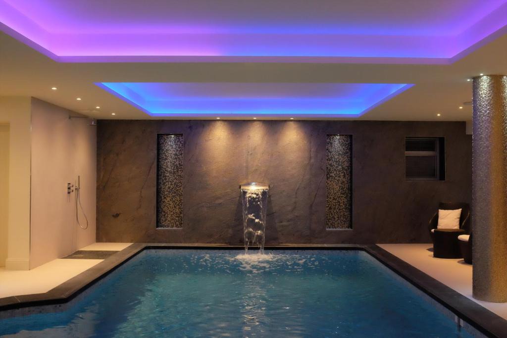 Blanquefort Hotel | Les Criquets Hôtel & Spa