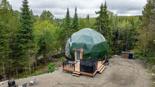 Notre-Dame-du-Rosaire Ski Chalet | Les Domes de la Riviere Alick A - SPA & River