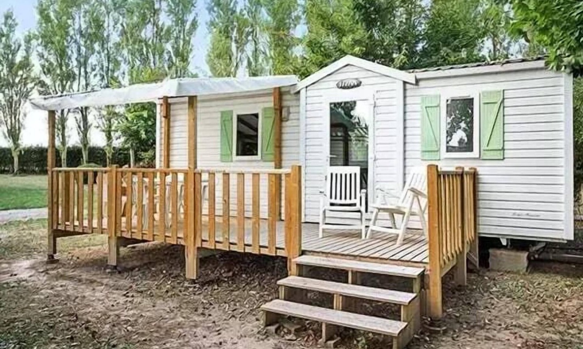 Ivry-la-Bataille House | Les Fontaines Campsite* - Mobile home Comfort 3 rooms 4 people