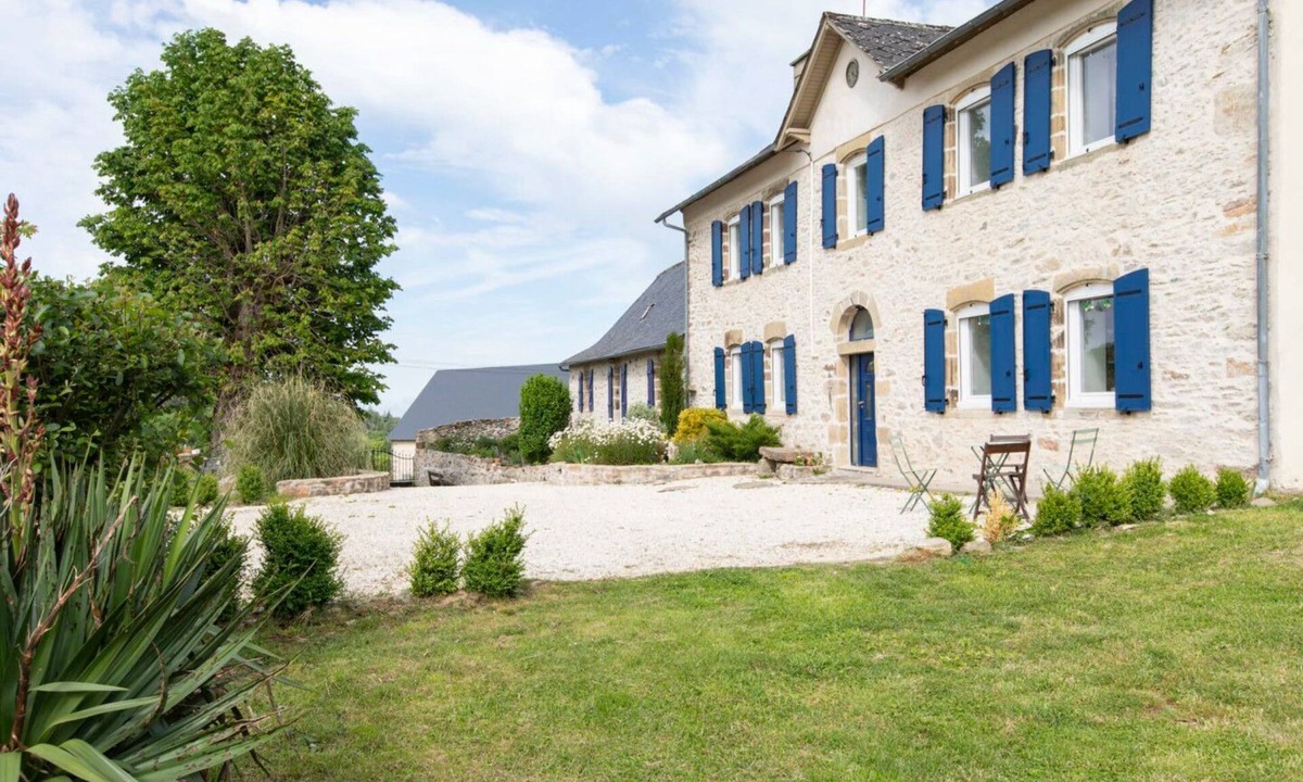 Beynat House | Les gîtes de la commanderie de SaintJean