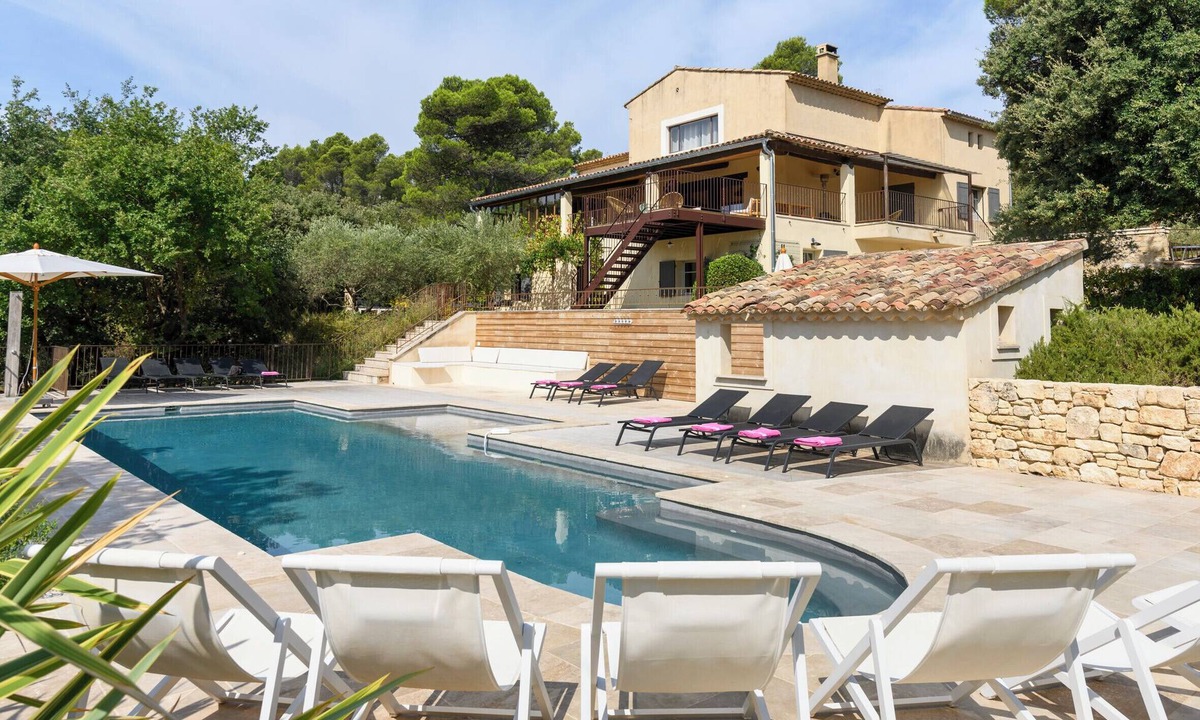 Cadenet House | Les Gardis — An Exceptional Provençal Mas in the Heart of the Luberon