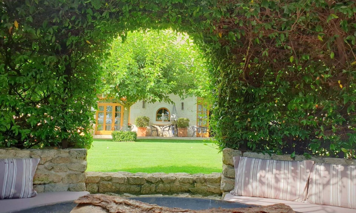 Pontlevoy Bed & Breakfast | Les Loges de Saint Eloi