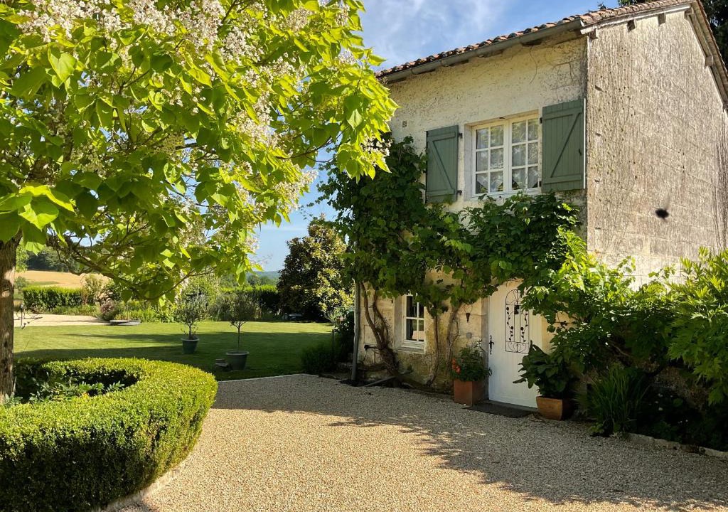 Edon House | Les Petits Vingnes