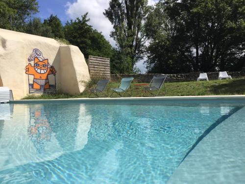 Mirabel-et-Blacons Apartment | Les pieds dans l'eau - l'Olivier - Rivière privée - Piscine