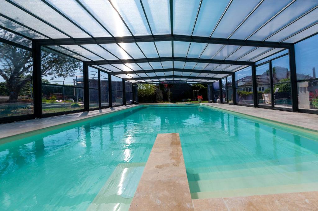 Bourg-Charente Ski Chalet | Les Pilotis Du Cognac