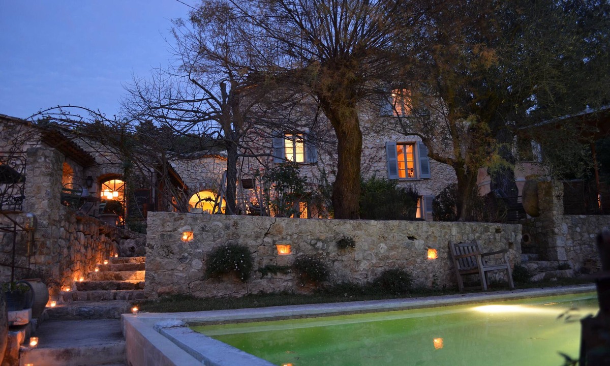 Mougins Bed & Breakfast | Les Rosées