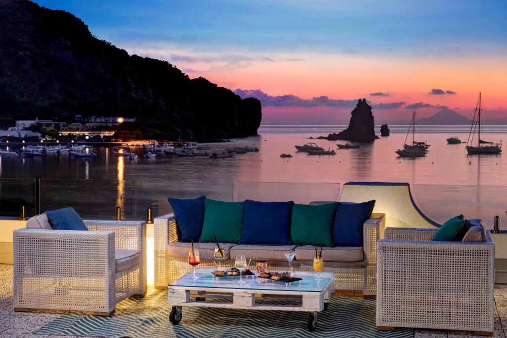 Vulcano Porto Hotel | Les Sables Noirs & Spa