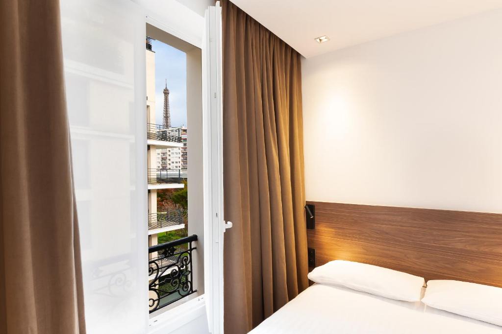 Grenelle Hotel | Les Suites Tour Eiffel