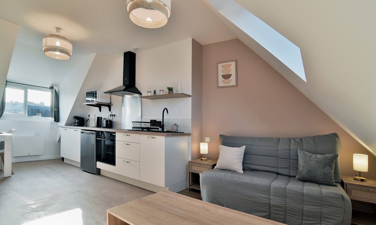 Avranches Apartment | Les Trois Rois 6 - Centre Avranches