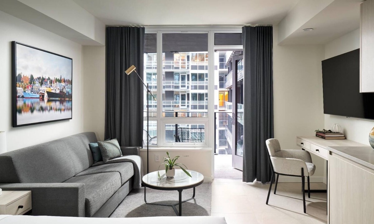 South Lake Union House | Level Suite ADA with unrivaled amenities