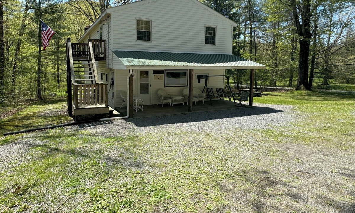 Morris Cabin | Lexington Camp – A Warm, Welcoming Cabin in the Heart of Pine Creek Valley