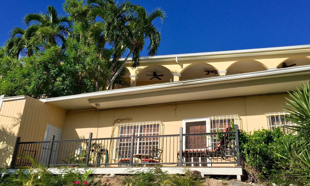 Estate Bolongo Apartment | LG 1 Bdrm Apt with access to Resort across the street