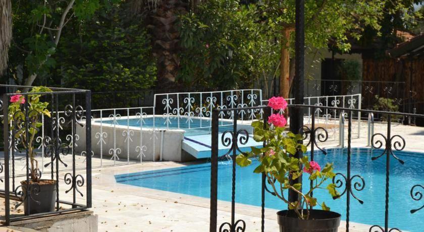Seydikemer Hotel | LİKYA SAKLIBAHÇE