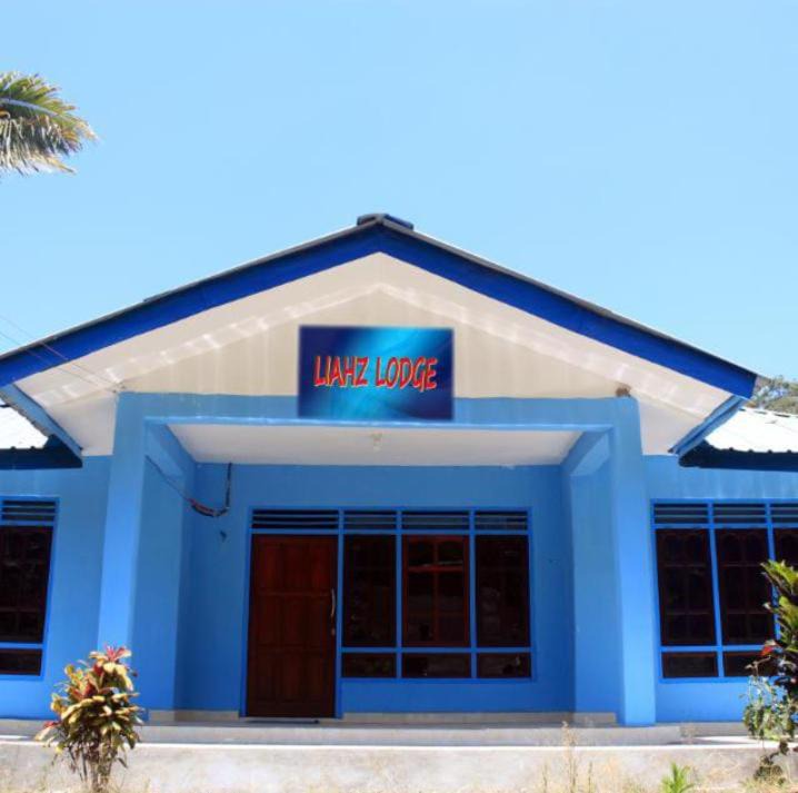 Moni House | Liahz Lodge