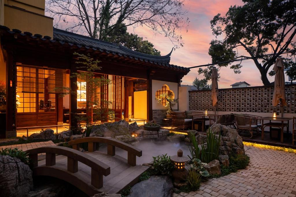 Chengdu Hotel | Liaoxin Valley Forest Hotel