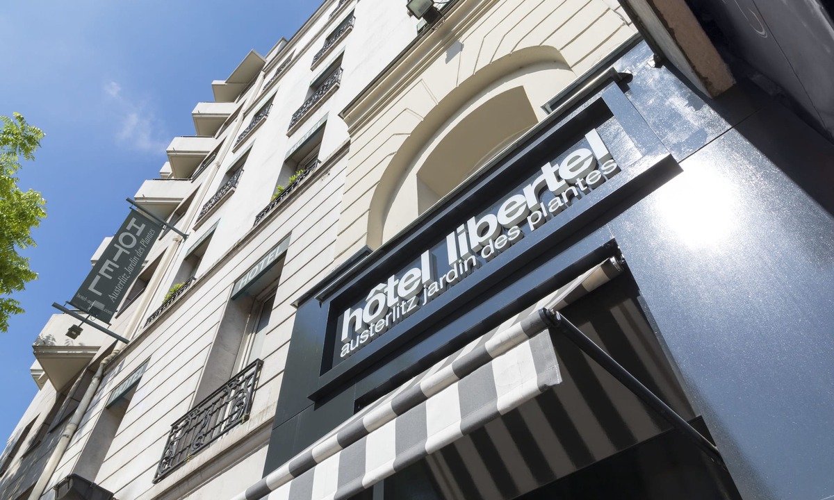 Quartier de la Salpetriere Hotel | Libertel Austerlitz Jardin des Plantes