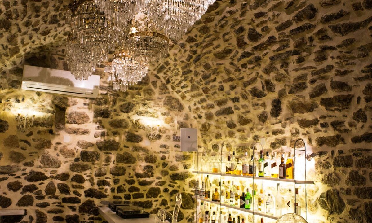 Mesta Hotel | Lida Mary