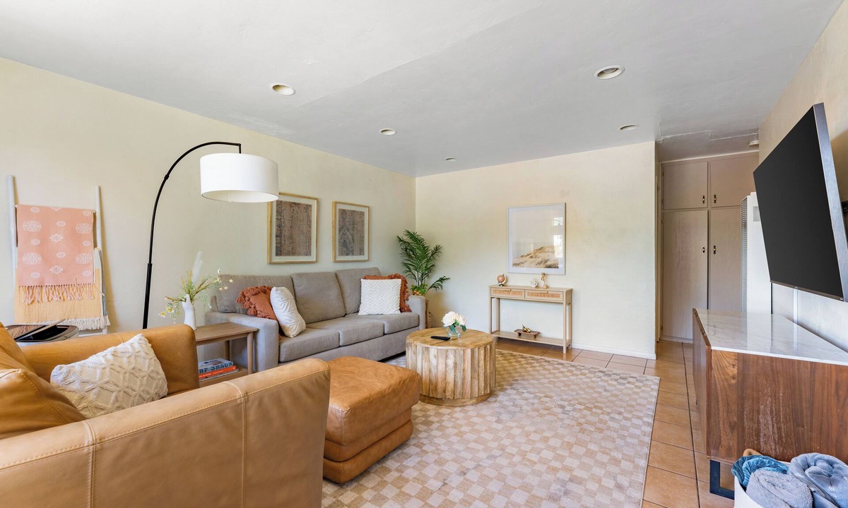 Stockton House | Light & Airy by Coastline Vacation Rentals
