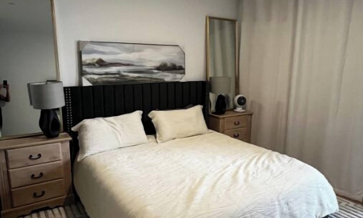 Black Mountain Apartment | Light and Bright, 1 bedroom, 1 bath apartment.