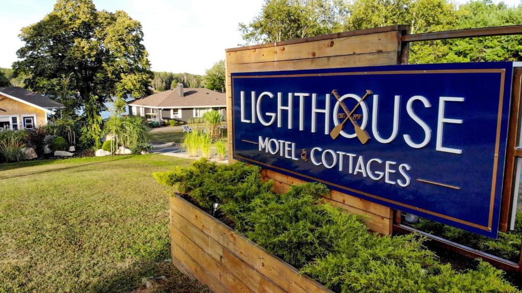 Conquerall Bank Hotel | Lighthouse Motel and Cottages
