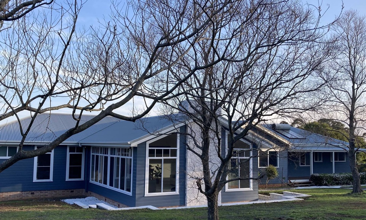 Browns Mountain House | Lighthouse Mountain