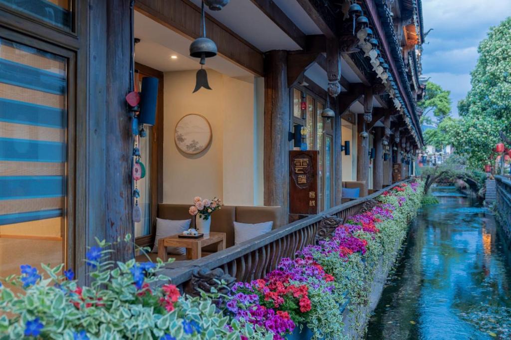 Dayan Old Town Hotel | Lijiang Cloud Return Huiyi · On the Water Side Panoramic Hidden Inn (South Gate Mufu Branch)